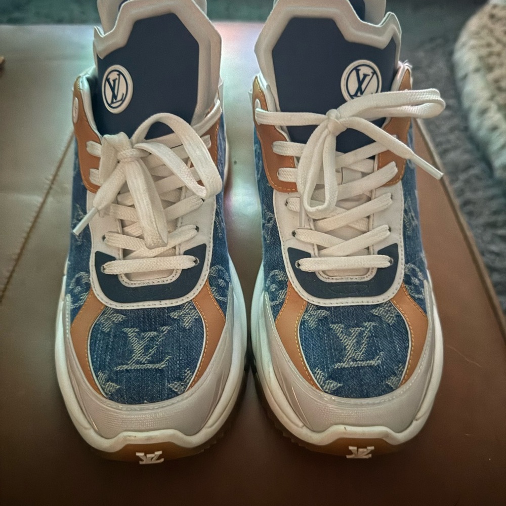 Louis Vuitton Run 55 Sneakers